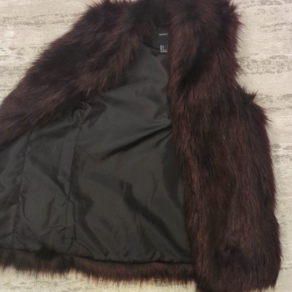 Faux Fur Jacket - Picture 6 of 6